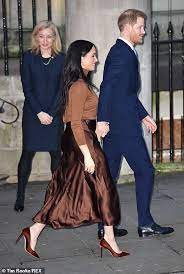 Prince Harry And Meghan Return To Royal Duty At Canada S London Hq Harry And Meghan Royal Beauty Prince Harry And Meghan