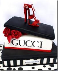 Uncommon Creative Birthday Cake Designs For Adults Creative Funny Interesting Unique Awesome Cool Cake Decorating Ideas Designs 1 Avec Images Gateau Gucci Gateau Chaussure Beau Gateau