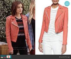 Aria S Zig Zag Striped Top And Red Leather Jacket On Pretty Little Liars Pretty Little Liars Fashion Tv Show Outfits Pretty Little Liars Outfits