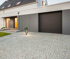 Gartenweg Anlegen Einfahrt Pflastern Obi Gartenplaner Hofeinfahrt Moderne Garage Fassade Haus