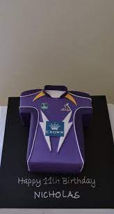 The creator of the strawberry and watermelon cake that took instagram by storm has a knack for inventing the sort of dishes for which smart phones were invented; Melbourne Storms Birthday Cake Cake By Sue Ghabach Cakesdecor