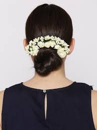 Hair piece hair bun hair rose furry voluminous braid light blonde q840. Priyaasi Hair Accessories Buy Priyaasi Handcrafted Off White Roses Bun Hair Accessory Online Nykaa Fashion