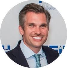 Kristen Wedel's Instagram, Twitter & Facebook