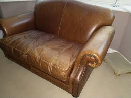 Quick and easy faded leather repair! Fading Leather Pro Restorers Leather Encyclopaedia