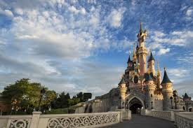 Inaugural Disneyland Paris Half Marathon To Feature Weekend Full Of Fa Sleeping Beauty Castle Disneyland Trips To Disneyland Paris Disneyland Paris Attractions