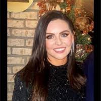 Beth Walden's Instagram, Twitter & Facebook