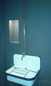 Sas Wc Restaurant Timbre D Office Alape Alimentaition Efs Cuivre Et Laiton Niche Eclairage Leds Pour Serviettes Home Decor Decor Sink