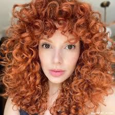The shape of this cut compliments the curls, gilmore says. Pro Approved Tips For Curly Hair Bangstyle House Of Hair Inspiration