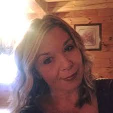 Who are good groomers for anxious large dogs in Connecticut?