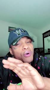 Devonte Taylor's Instagram, Twitter & Facebook