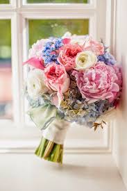 12 Stunning Wedding Bouquets 29th Edition Belle The Magazine Wedding Bouquets Pretty Wedding Bouquet Bridal Flowers