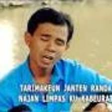 Listen to Dinasty Darso (Kukupu) by yeli in darso playlist online for free 