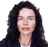 Alexandra Conroy's Instagram, Twitter & Facebook