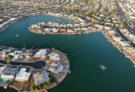 Dawn Lake in Sun City