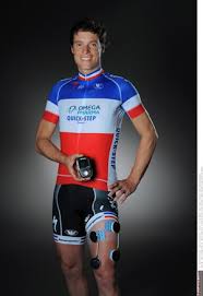 Toutes les équipes ont dévoilé leur sélection finale pour le tour de france 2020 qui s'élancera de nice le 29 août. Compex Engage Avec Trois Equipes Sur Le Tour De France