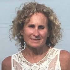 Ellen Beard's Instagram, Twitter & Facebook