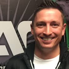 About Advantage Graphics