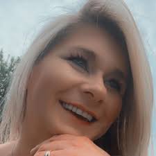 Looking for a carpenter to fix up some stairs and to talk about fixing up a  porch.