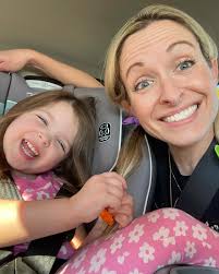 Betsy Spina l Betsy Buck