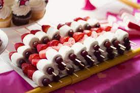 Hello Kitty Birthday Party Ideas Photo 3 Of 30 Hello Kitty Birthday Party Hello Kitty Birthday Cat Birthday Party