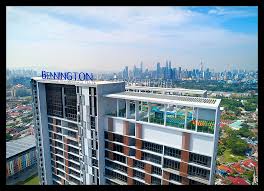 Budak ini membuat live melalui. Bennington Setapak