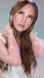However, their relationship was fairly brief and lasted for about 6 months only. Ellen Adarna Opens Up About Overcoming Depression And Mending Her Relationship With John Lloyd Cruz