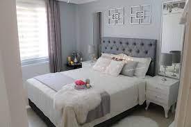 chester kapitone yatak basligi kendin yap diy greybedroom bedroomdecor doityourself dollardiy mirrordesign glitter inte yatak ev dekoru ev dekorasyonu