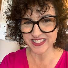 Danielle Disciscio's Instagram, Twitter & Facebook