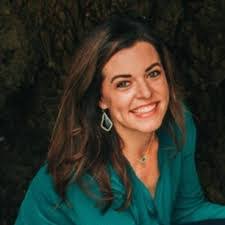 Amanda Mcentire's Instagram, Twitter & Facebook