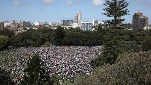 Selaa laadukkaita uutiset kuvia ja valokuvia maailman parhailta valokuvaajilta. Global Climate Strike Live Australian School Students March Through Sydney S Cbd In Protest Of Climate Change