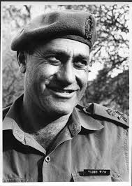 האלוף ישעיהו גביש מפקד פיקוד דרום במלחמת ששת הימים