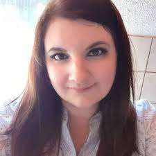 How to transition from crate training to free roaming for a puppy?