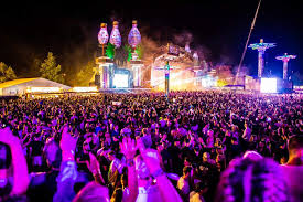 Balaton sound takes place in this small village called zamardi which during summer time is a popular place to stay at lake balaton, in the winter time there is basically nothing. Europe S Biggest Beach Festival Balaton Sound Announces Second Wave Of Acts For 2020 Daily News Hungary