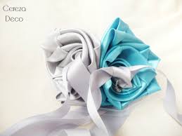 Ma decoration de mariage decorations table anniversaire nature en. Porte Alliance Original Fleur Bleu Turquoise Gris Perle Argent Mariage Cereza Deco Photo De Porte Alliance Original Cereza L Atelier Du Bouquet De Mariage Original Des Accessoires