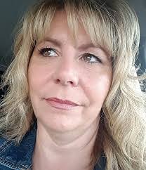 Trina Holt's Instagram, Twitter & Facebook