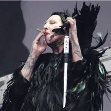 Find the latest tracks, albums, and images from brian warner. Pin On Marilyn Manson