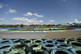 This is what it has become over the past years, the race track hungaroring. Q5yil0cncqotjm