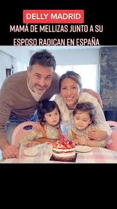 Mamá de Mellizas y su esposo en España