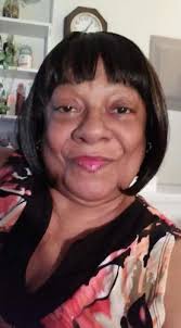 Glenda Mills's Instagram, Twitter & Facebook