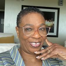 Amazon.com: The Art of Aging Gracefully: A Golden Opportunity:  9798340969798: Holder, Serena, Nieman PhD., Linda: Books