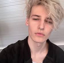 Platinblonde Haare Hairpaint Haare Hairpaint Platinblonde Platinblonde Haare Hairpaint Platin Sarisin Sarisin Sac Modelleri Erkek Sac Modelleri