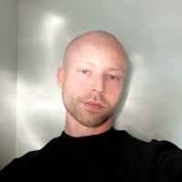 Craig Warfield's Instagram, Twitter & Facebook