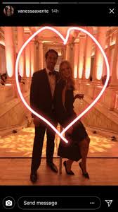 Her birthday, what she did before fame, her family life, fun trivia facts family life. Axente Vanessa Szerelmes O A Szupermodell Parja Nlc