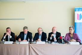 This article uses western name order when mentioning individuals. Niedermuller Peter Gyurcsany Ferenc Daily News Hungary