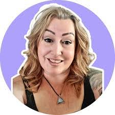 Aurora Simpson's Instagram, Twitter & Facebook