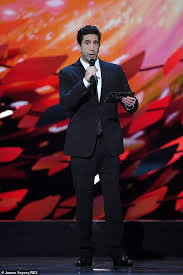 Check out the latest pictures, photos and images of david schwimmer from 2020. Ntas 2020 Friends Star David Schwimmer Delights Fans With A Surprise Appearance Daily Mail Online