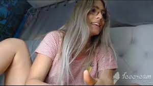 Avis jerking off until cumming and cumming with dildo - XNXX.COM