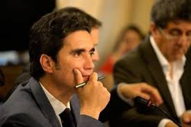 Felipe bianchi en programa algo distinto con el pollo valdivia. La Advertencia De Briones La Reduccion Del Desempleo Va A Ser Lenta Esto No Es Como Un Piloto Automatico Diario Financiero