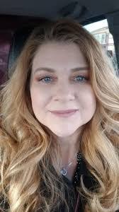 Samantha Faber's Instagram, Twitter & Facebook