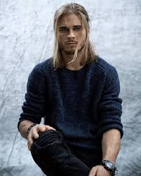 Rúrik gíslason (born 25 february 1988) is an icelandic former professional footballer who played as a midfielder. 14 Rurik Gislason Ideas Long Hair Styles Men Men Long Hair Styles
